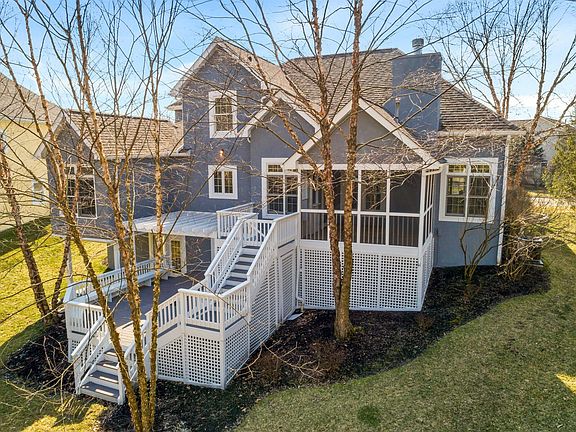 3rd image of 5845 Highland Hills Dr