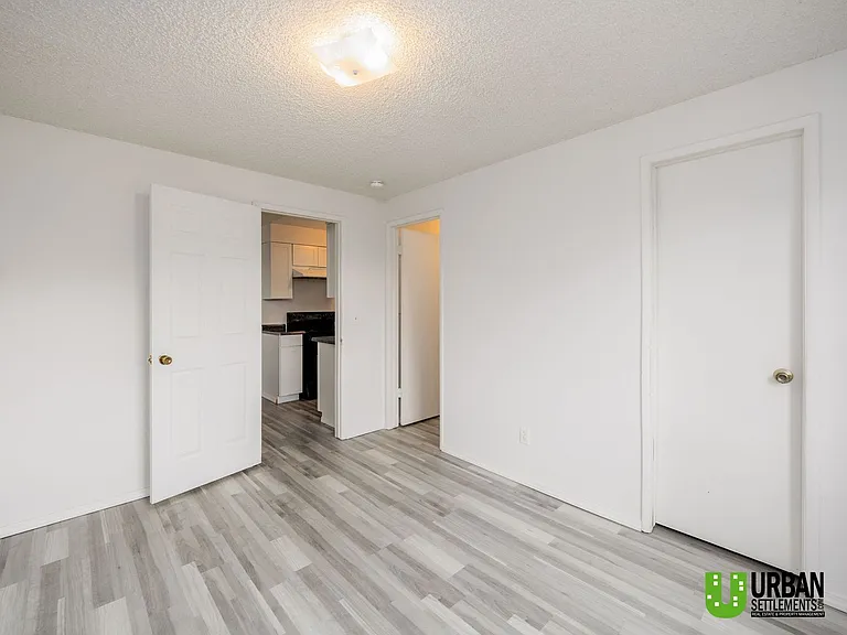 1717 E Mission Ave — Photo 6