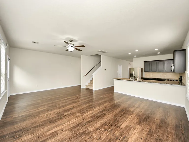 1437 Northwood Springs Dr — Photo 12