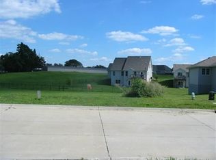 101 11th Avenue Ct W, Orion, IL 61273