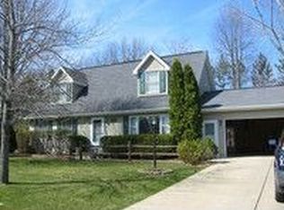 1880 Glenshire Dr, Jackson, MI 49201