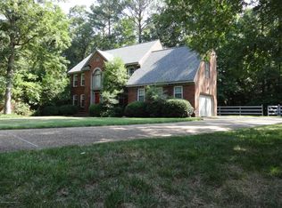 3324 Timber Rdg, Williamsburg, VA 23185