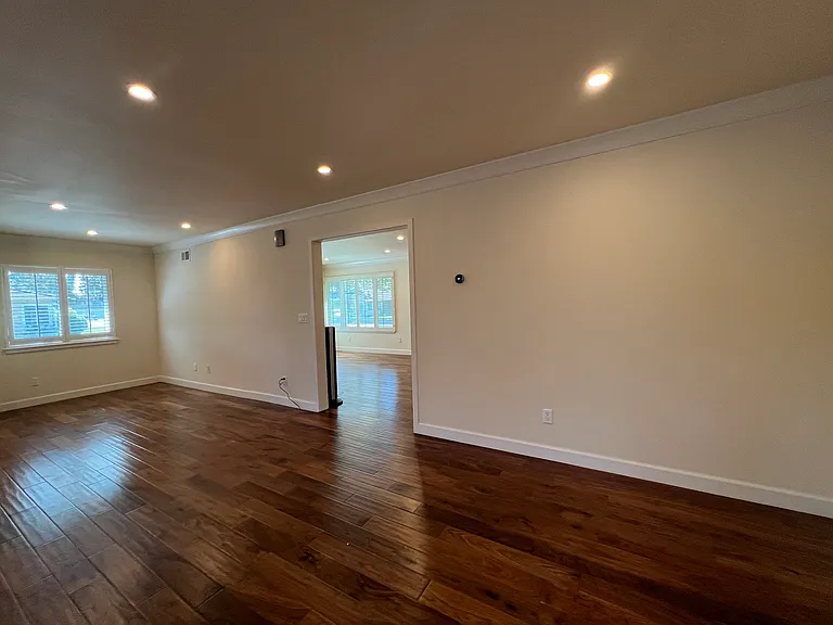 55 W Arthur Ave — Photo 11