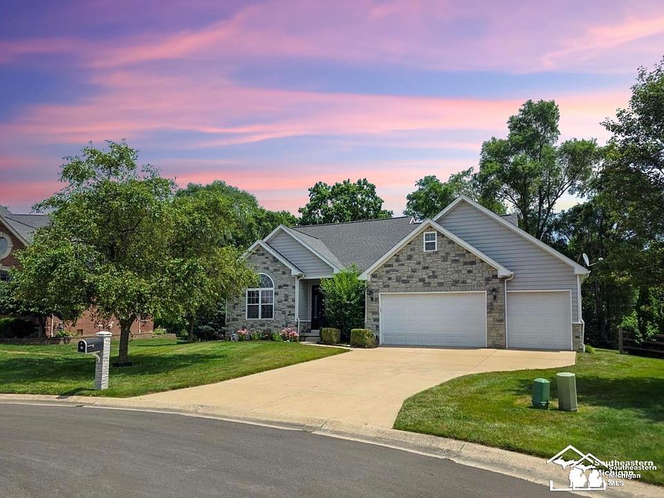 1st image of 14922 Wildwood Dr