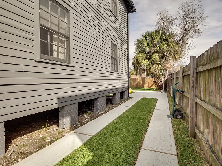 1847 Brutus St #1847 — Photo 16