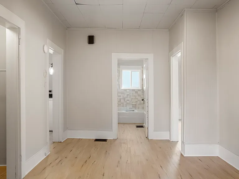 1105 E Boulder St — Photo 10