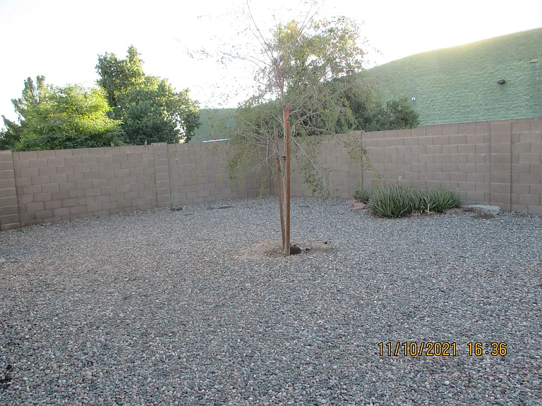 436 S 93rd Pl — Photo 8