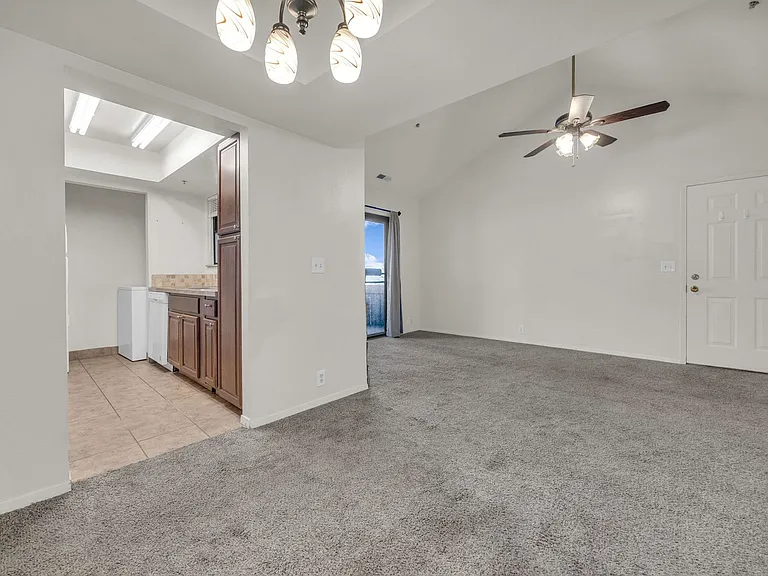 7065 N 2200 W #2F — Photo 9