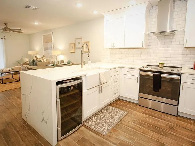 104 Cove E #107 — Photo 6