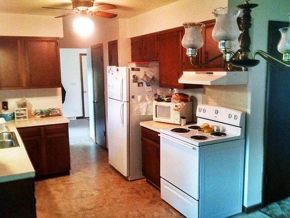 2nd image of 569 Vida Cir