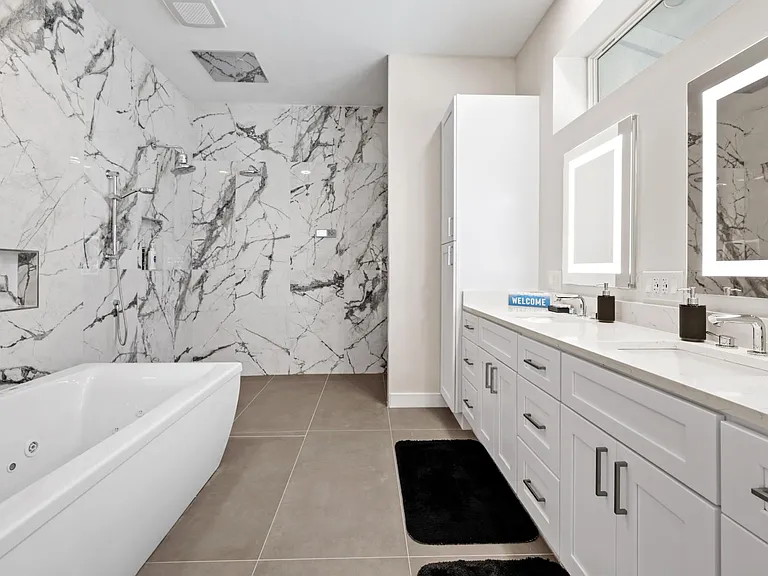 20660 Park Pl — Photo 17