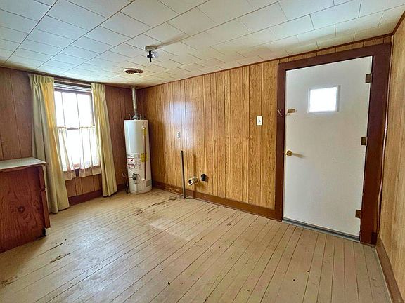 5th image of 706 SW 6th St