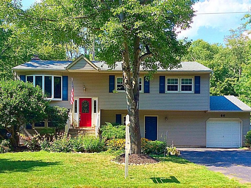 1st image of 66 Pine Dr