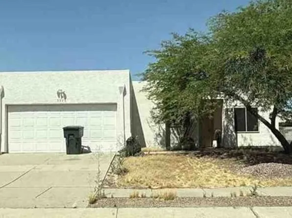 5526 S Gainsborough Rd, Tucson, AZ 85746