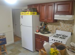 263 Maple Ave APT 2, Barrington, RI 02806