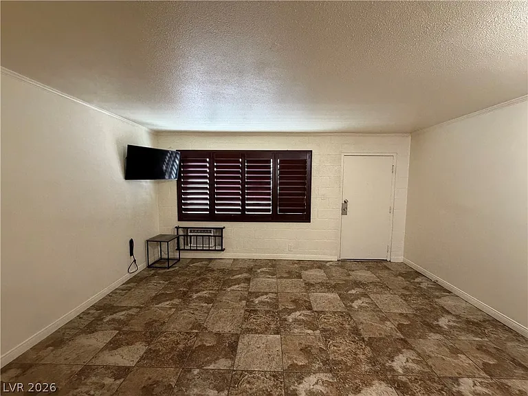 4600 University Center Dr #166 — Photo 8
