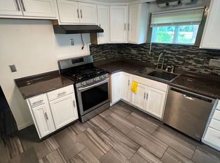 132 Miller St, Springfield, MA 01104