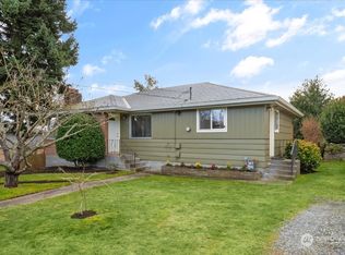 705 NW 90th St, Seattle, WA 98117