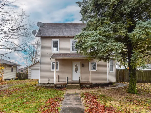 705 Prairie St, Cornell, IL 61319