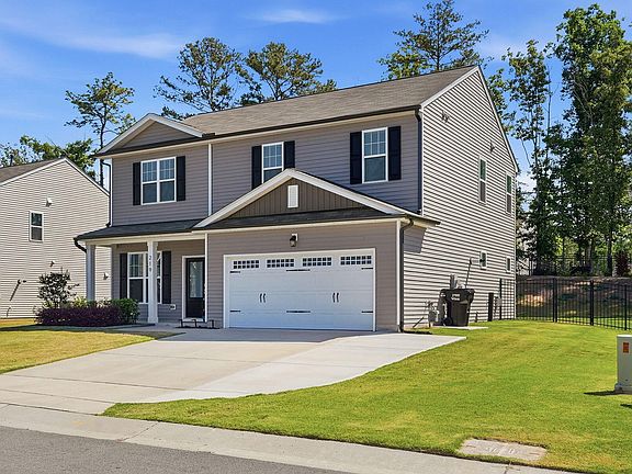 3rd image of 219 Albereto Dr
