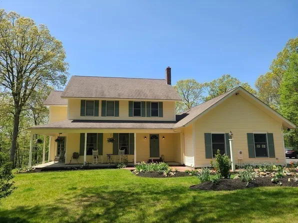 103 Burbank Rd, Sutton, MA 01590