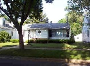 1418 S 5th Ave, Kankakee, IL 60901