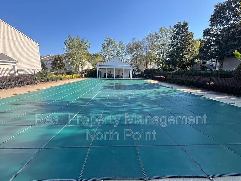 5305 Falling Water Ter — Photo 32