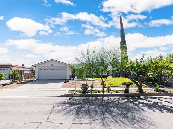 5615 Buckboard Dr, San Bernardino, CA 92407