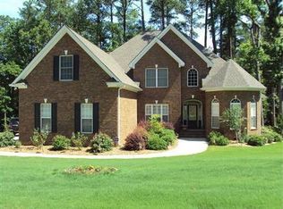 116 Sir Edwards Ln, Lexington, SC 29072