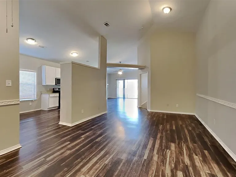 5048 Caraway Dr — Photo 17