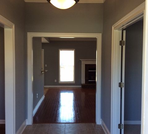 3rd image of 1246 Saxony Dr SE