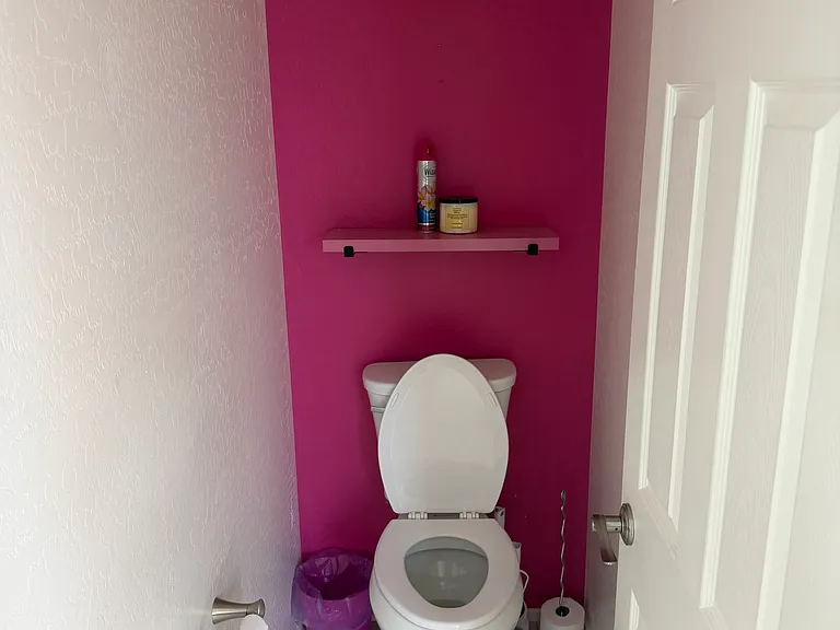 156 N 56th Pl — Photo 32