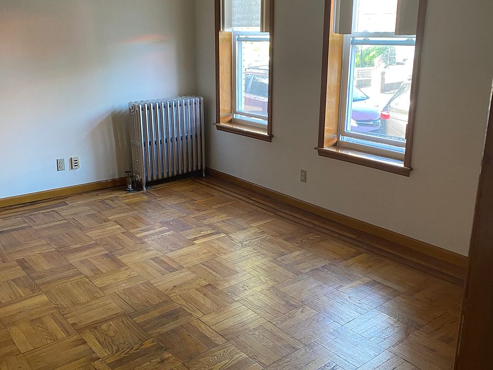 16 feet by 20 feet bedroom/ living area suite