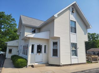 238 W Parkdale Ave, Manistee, MI 49660