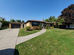 4740 N Bailey Ave, Amherst, NY 14226