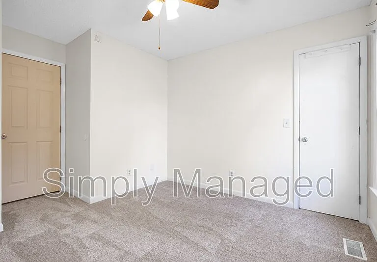 7345 Pebblebrook Dr — Photo 18