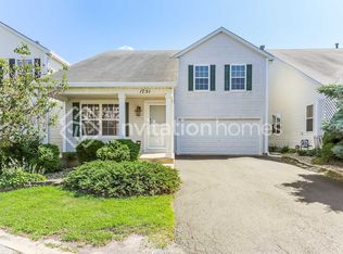 1751 Hickory Park Ln, Aurora, IL 60504