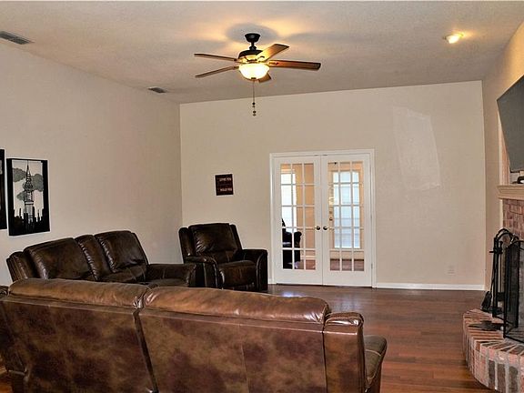 4th image of 509 McKittrick Ct