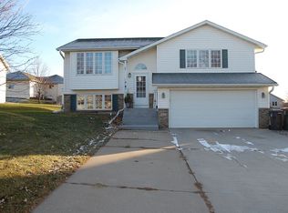 418 E South St, Dover, MN 55929