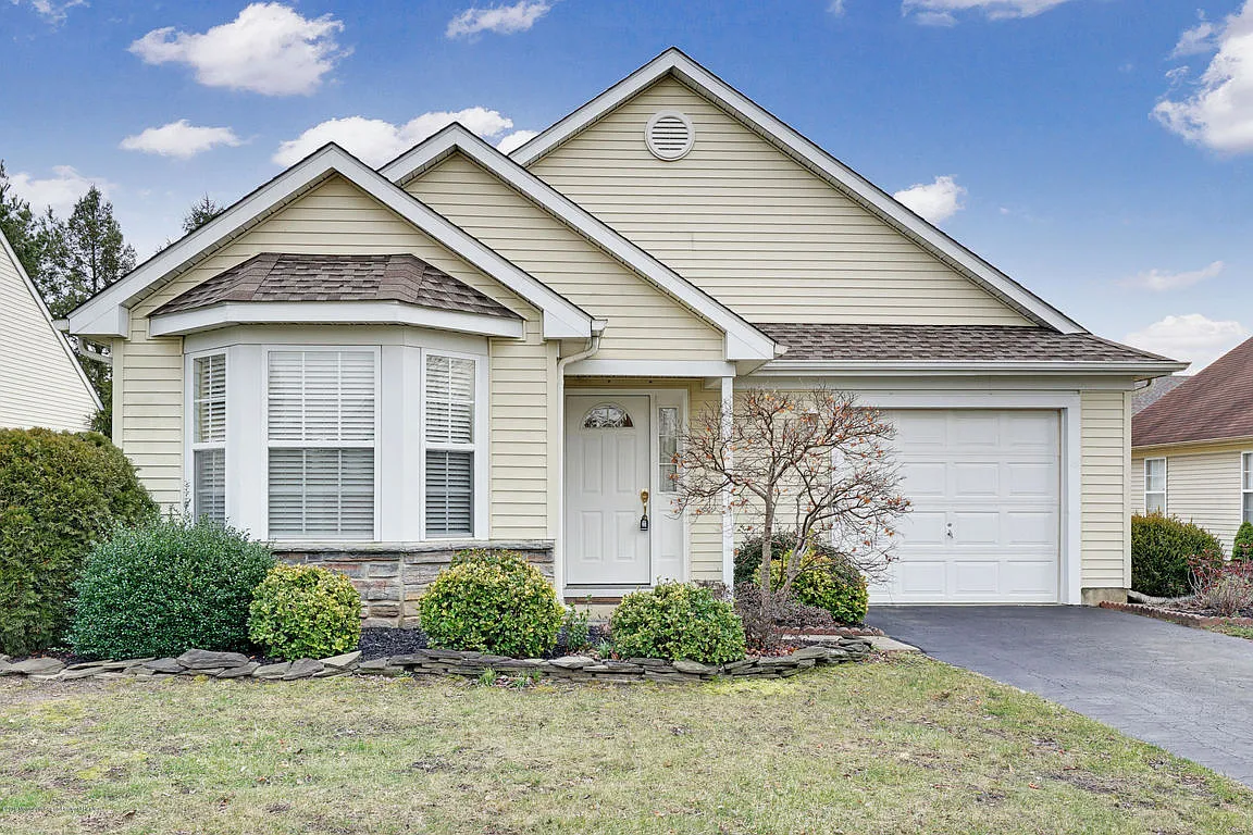 2679 Lancaster Ln photo 1