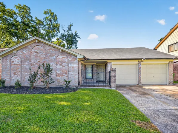 8430 Gallahad St, Houston, TX 77078