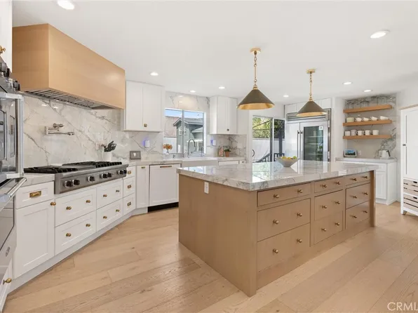 845 11th St, Manhattan Beach, CA 90266