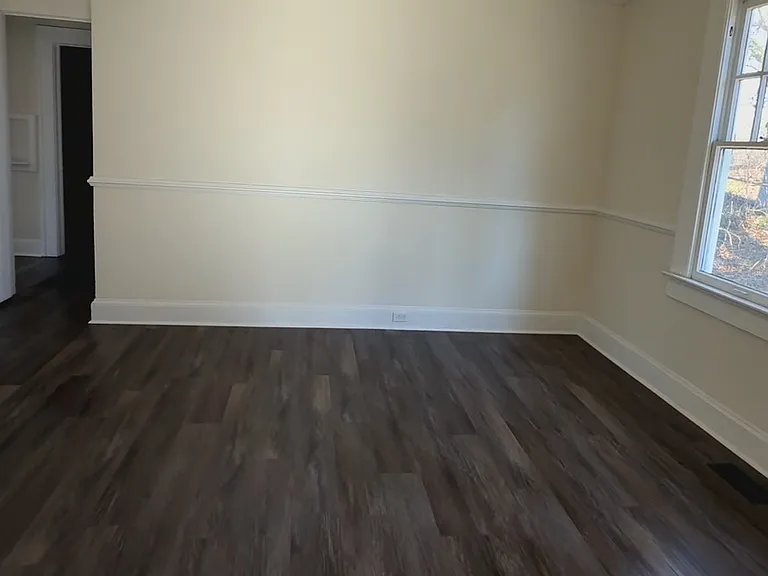 2051 Louise Pl NW — Photo 14