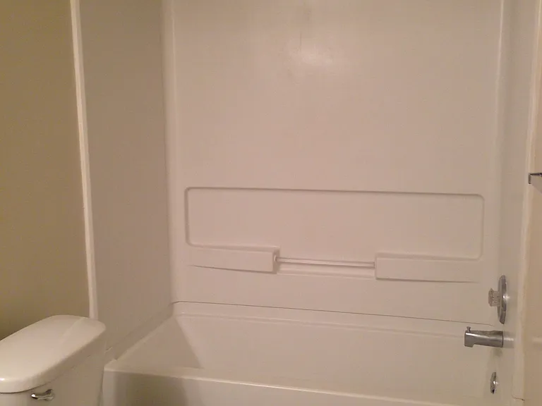 Autumn Ridge Apartments — Photo 44
