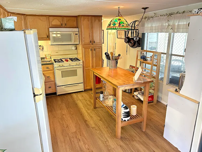 425 E Bougainvillea Dr — Photo 26