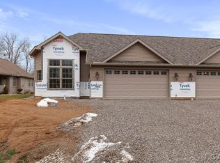 1668 Rivers Edge Ct, Adrian, MI 49221