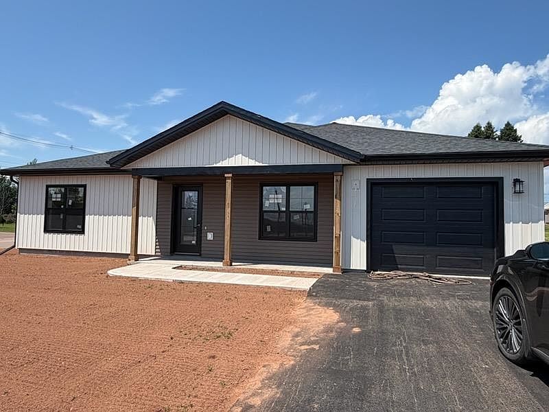 1st image of 62 Saint Clair