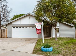 1233 Armstrong Cir, Escondido, CA 92027