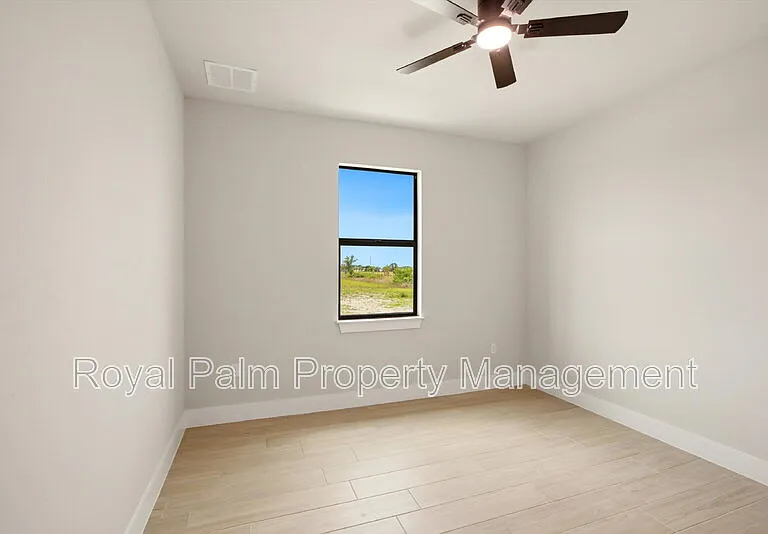 2616 NW 9th Ave — Photo 19