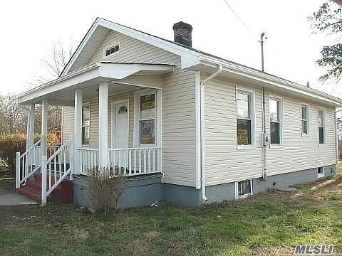 1st image of 230 E Columbia St